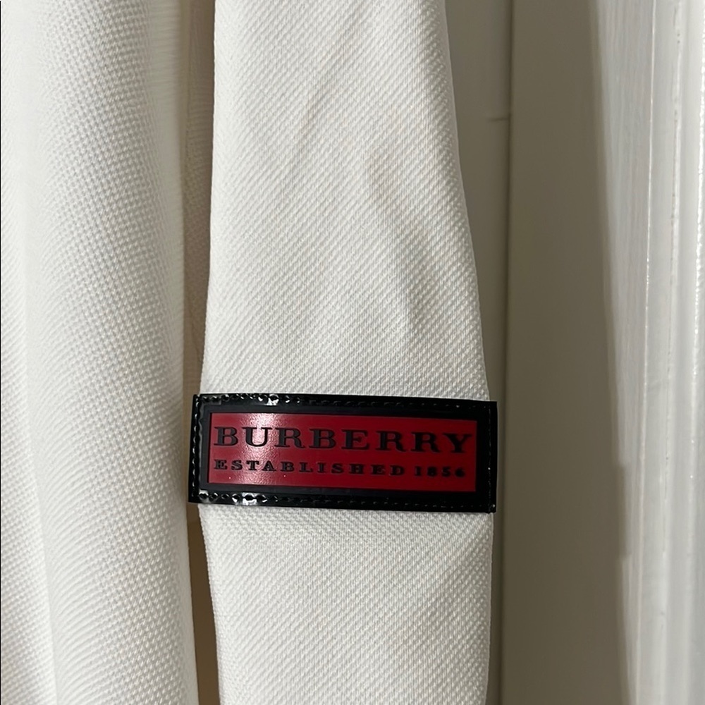 Burberry Classic White Polo Shirt - Picture 2 of 11